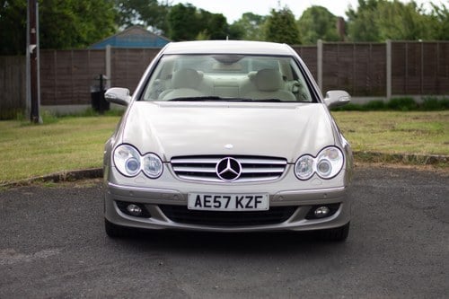 2007 Mercedes CLK 500 Elegance zum Verkauf (Bild 6 von 208)