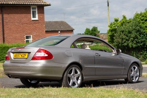 2007 Mercedes CLK 500 Elegance zum Verkauf (Bild 14 von 208)