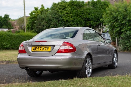 2007 Mercedes CLK 500 Elegance zum Verkauf (Bild 13 von 208)