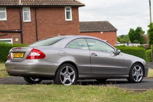 2007 Mercedes CLK 500 Elegance zum Verkauf (Bild 8 von 208)