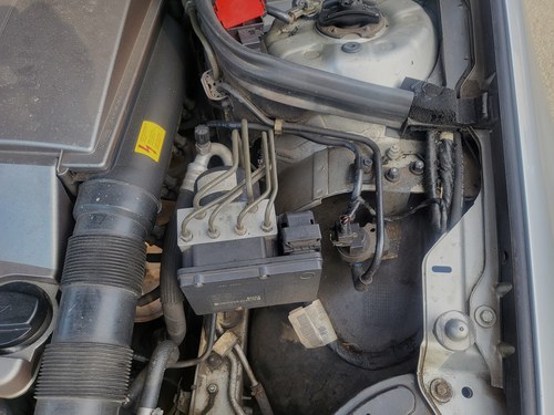 NO RESERVE - 2003 Mercedes-Benz CLK55 AMG In vendita (immagine 92 di 112)