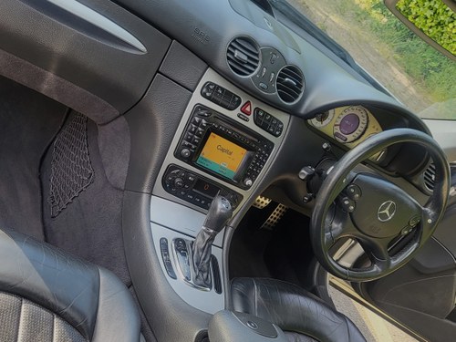 NO RESERVE - 2003 Mercedes-Benz CLK55 AMG In vendita (immagine 51 di 112)