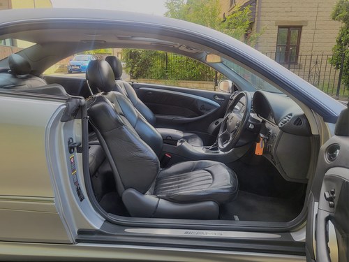 NO RESERVE - 2003 Mercedes-Benz CLK55 AMG In vendita (immagine 37 di 112)