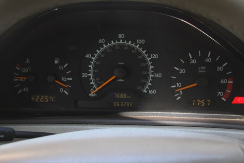 1998 Mercedes Benz CLK 230 Convertible à vendre (picture 62 of 127)