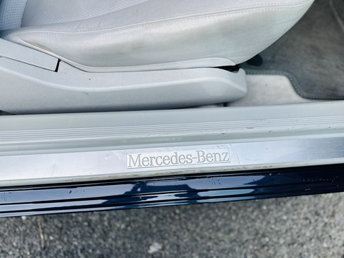 NO RESERVE - 2002 Mercedes-Benz CLK320 Avantgarde In vendita (immagine 43 di 114)