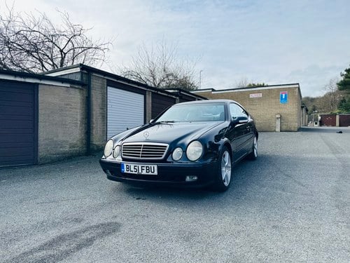 NO RESERVE - 2002 Mercedes-Benz CLK320 Avantgarde In vendita (immagine 2 di 114)