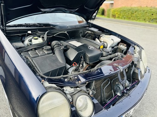 NO RESERVE - 2002 Mercedes-Benz CLK320 Avantgarde In vendita (immagine 100 di 114)