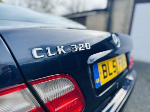 NO RESERVE - 2002 Mercedes-Benz CLK320 Avantgarde In vendita (immagine 77 di 114)