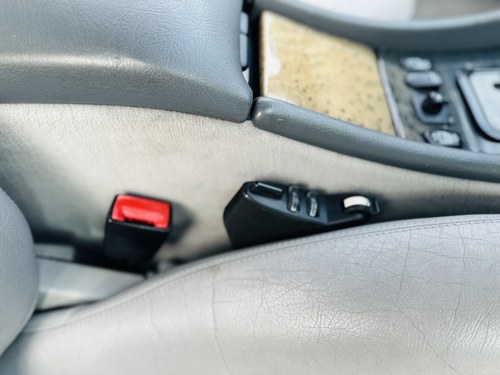 NO RESERVE - 2002 Mercedes-Benz CLK320 Avantgarde In vendita (immagine 71 di 114)