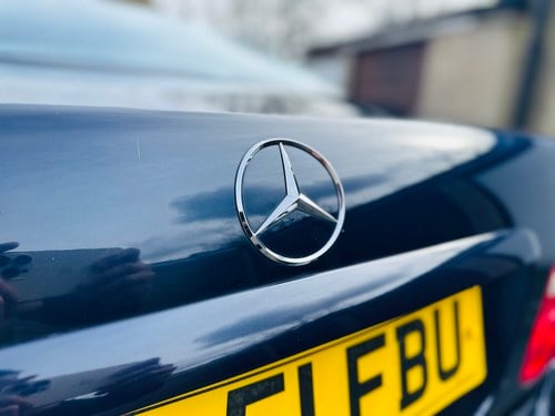 NO RESERVE - 2002 Mercedes-Benz CLK320 Avantgarde In vendita (immagine 79 di 114)