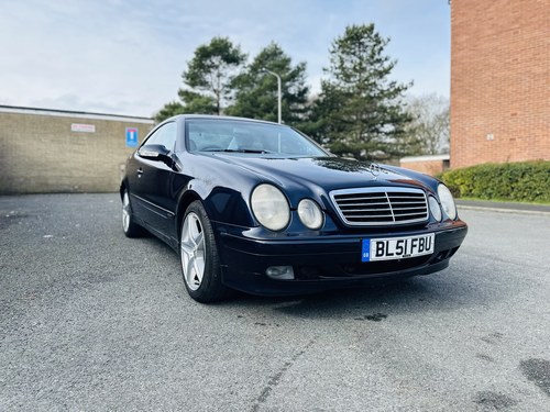 NO RESERVE - 2002 Mercedes-Benz CLK320 Avantgarde In vendita (immagine 11 di 114)