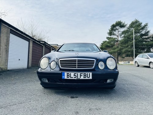 NO RESERVE - 2002 Mercedes-Benz CLK320 Avantgarde In vendita (immagine 14 di 114)