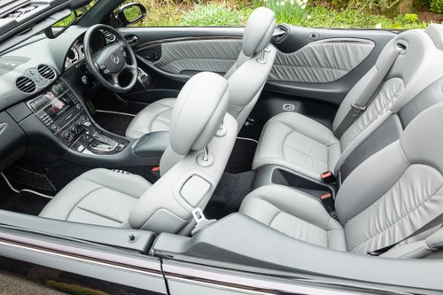2006 Mercedes-Benz CLK350 Avantgarde Convertible (A209) Te koop (foto 37 van 82)