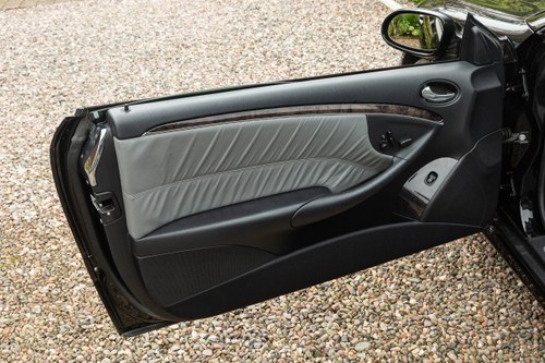 2006 Mercedes-Benz CLK350 Avantgarde Convertible (A209) Te koop (foto 31 van 82)