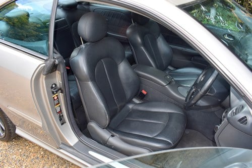 2002 Mercedes-Benz CLK 500 Coupé Avantgarde For Sale (picture 25 of 127)