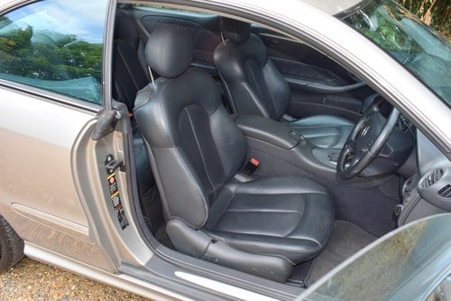 2002 Mercedes-Benz CLK 500 Coupé Avantgarde For Sale (picture 26 of 127)
