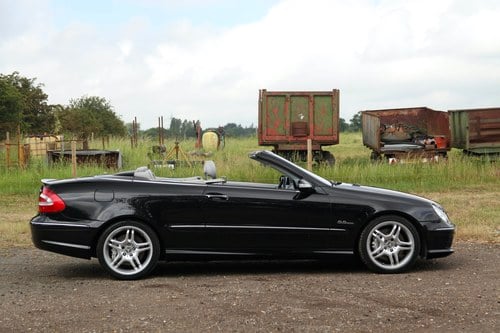 2005 Mercedes-Benz CLK 55 AMG In vendita (immagine 4 di 153)