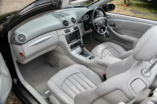 2005 Mercedes-Benz CLK 55 AMG In vendita (immagine 66 di 153)