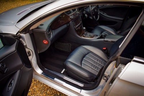 2005 Mercedes-Benz CLS 500 In vendita (immagine 60 di 126)