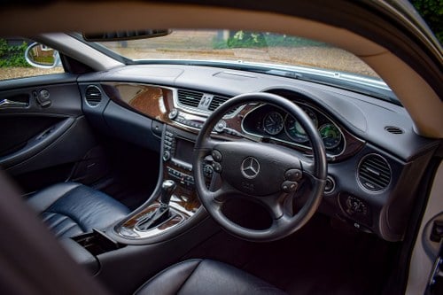 2005 Mercedes-Benz CLS 500 In vendita (immagine 45 di 126)