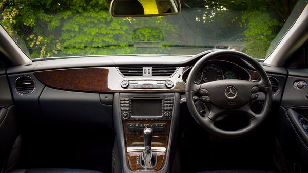 2005 Mercedes-Benz CLS 500 For Sale (picture :index of 44)