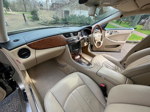 NO RESERVE - 2007 Mercedes-Benz CLS500 - 5.5-litre V8 zum Verkauf (Bild 76 von 174)