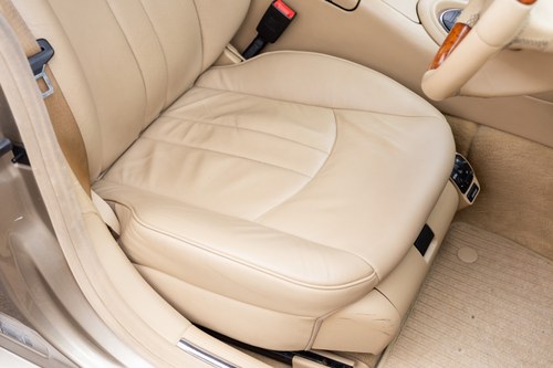 NO RESERVE - 2007 Mercedes-Benz CLS500 - 5.5-litre V8 zum Verkauf (Bild 38 von 174)