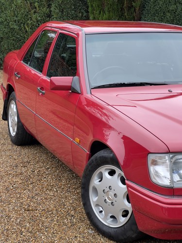 1995 Mercedes-Benz E280 Auto W124 In vendita (immagine 97 di 153)