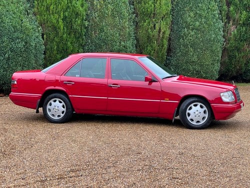 1995 Mercedes-Benz E280 Auto W124 In vendita (immagine 9 di 153)