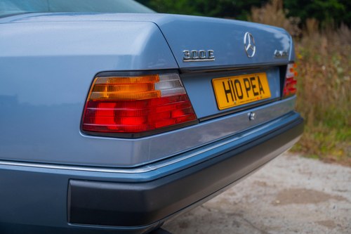 1991 Mercedes-Benz W124 300E 4MATIC In vendita (immagine 123 di 196)