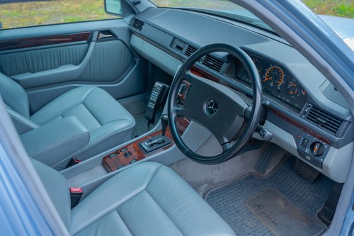 1991 Mercedes-Benz W124 300E 4MATIC In vendita (immagine 83 di 196)