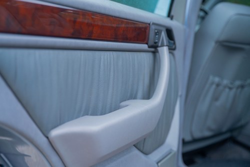 1991 Mercedes-Benz W124 300E 4MATIC In vendita (immagine 31 di 196)