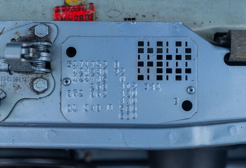 1991 Mercedes-Benz W124 300E 4MATIC In vendita (immagine 160 di 196)