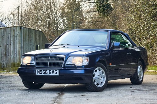 1995 Mercedes-Benz E220 Cabriolet C124 In vendita (immagine 29 di 181)