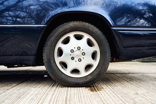 1995 Mercedes-Benz E220 Cabriolet C124 In vendita (immagine 40 di 181)