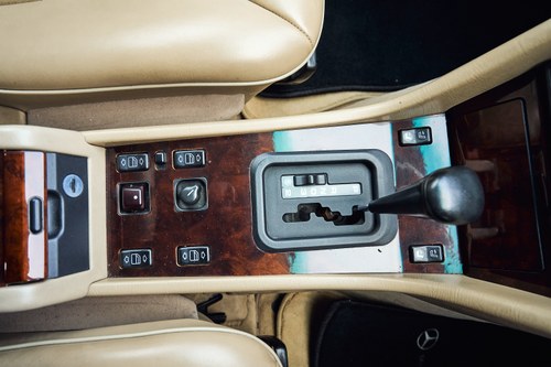 1995 Mercedes-Benz E220 Cabriolet C124 In vendita (immagine 58 di 181)