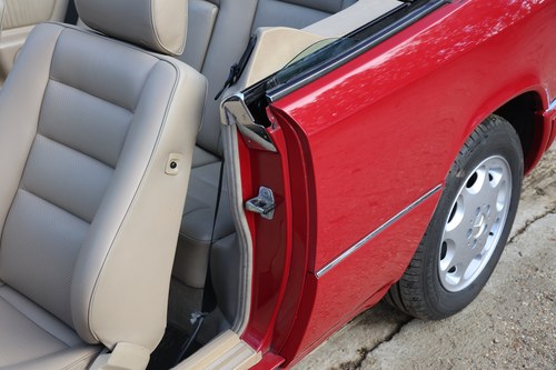 1994 Mercedes-Benz C124 E320 Cabriolet Te koop (foto 19 van 82)