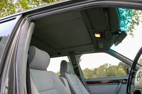 1994 Mercedes-Benz E-Class Estate (W124) For Sale (picture 89 of 169)