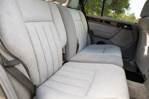 1994 Mercedes-Benz E-Class Estate (W124) For Sale (picture 41 of 169)