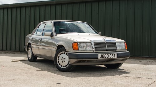 NO RESERVE - 1991 Mercedes-Benz 300E à vendre (picture 1 of 99)