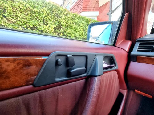 NO RESERVE - 1991 Mercedes-Benz 300E à vendre (picture 81 of 99)