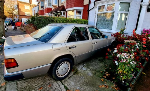 1991 Mercedes-Benz 300E 4-MATIC For Sale (picture 8 of 67)