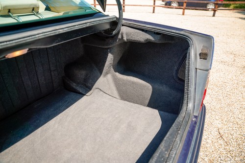 1995 Mercedes-Benz W124 E200 Te koop (foto 82 van 142)