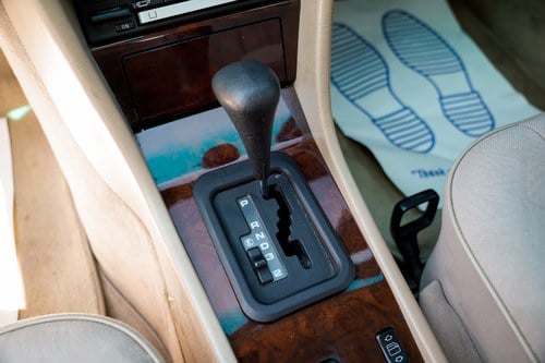 1995 Mercedes-Benz W124 E200 Te koop (foto 27 van 142)