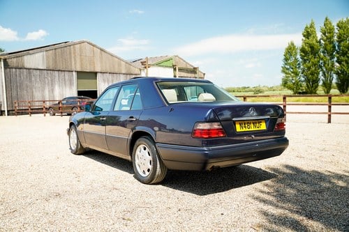 1995 Mercedes-Benz W124 E200 Te koop (foto 12 van 142)