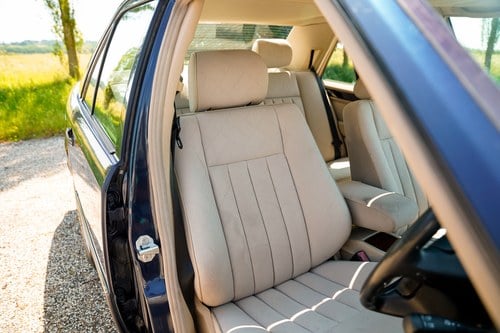 1995 Mercedes-Benz W124 E200 Te koop (foto 60 van 142)