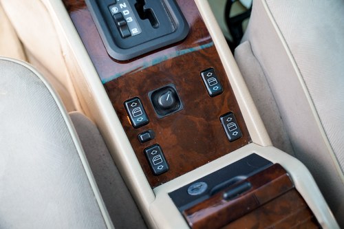 1995 Mercedes-Benz W124 E200 Te koop (foto 29 van 142)