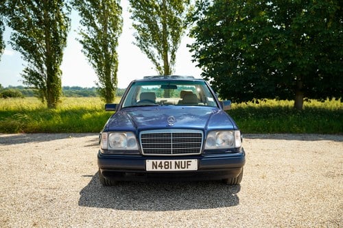 1995 Mercedes-Benz W124 E200 Te koop (foto 7 van 142)