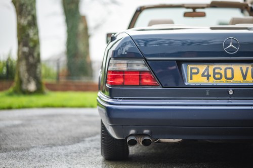 1997 Mercedes-Benz E220 Cabriolet W124 In vendita (immagine 85 di 139)
