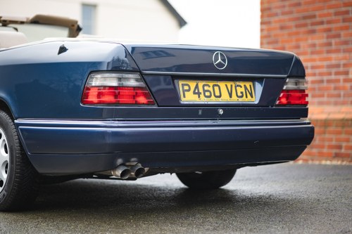 1997 Mercedes-Benz E220 Cabriolet W124 In vendita (immagine 86 di 139)